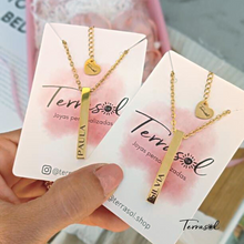 Cargar imagen en el visor de la galería, Collar Unisex de barra personlizable en acero 316L chapado en oro 18 k.