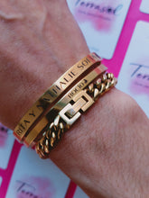 Cargar imagen en el visor de la galería, Brazalete Unisex personalizable en acero chapado en oro 18 k.