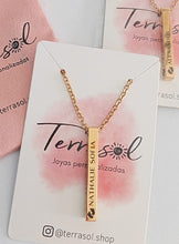 Cargar imagen en el visor de la galería, Collar Unisex de barra personlizable en acero 316L chapado en oro 18 k.