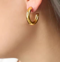 Cargar imagen en el visor de la galería, ¡Nuevo!  Pendientes Aros, en acero inoxidable.
